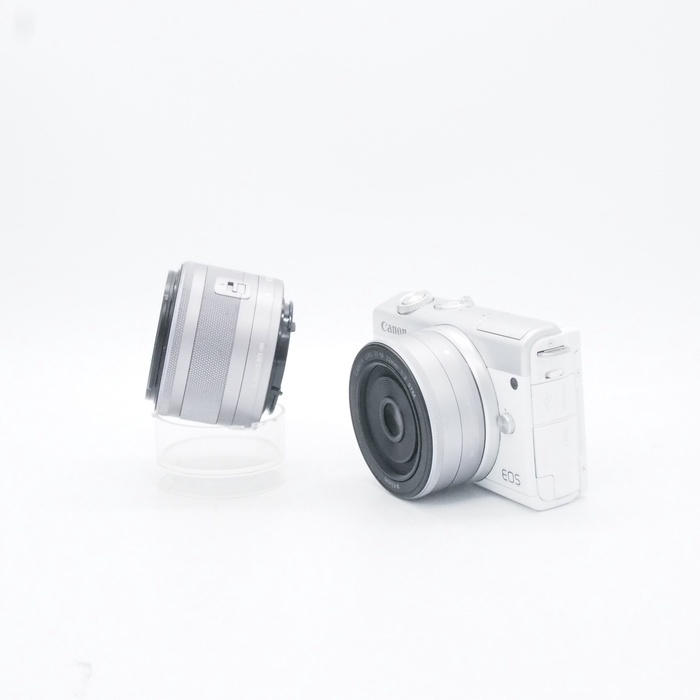 キヤノン EOS M200 ダブルレンズキツト ホワイト