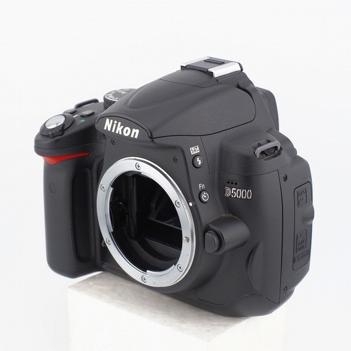 ニコン D5000 ボデイ