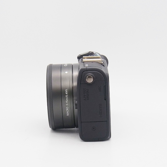 キヤノン EOS M2 トリプルレンズキット ブラック