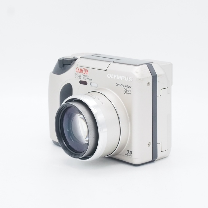 オリンパス C-720UZ