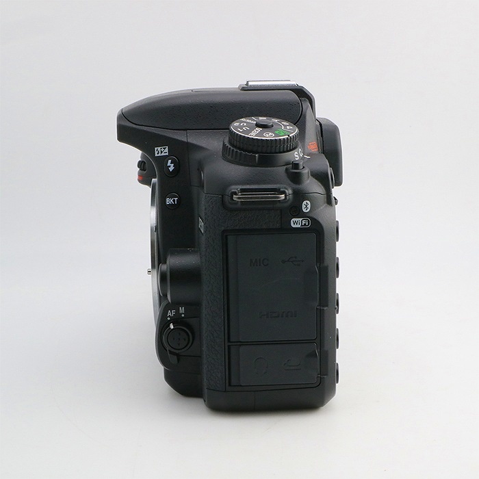 ニコン D7500 ボディ
