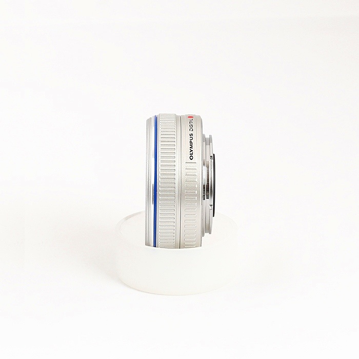 オリンパス M.ZUIKO DIGITAL 17/2.8 シルバー