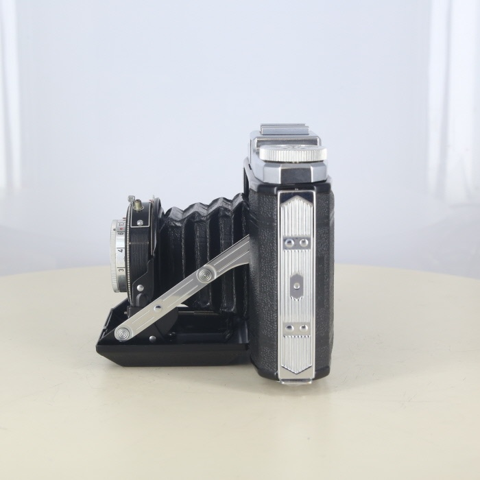 ツアイスイコン NETTAR 517/16 (NovarAnastigmat75/6.3)