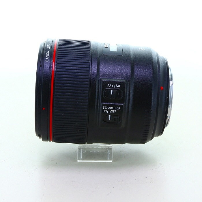 キヤノン EF85/1.4L IS USM