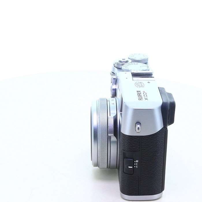 フジフイルム X100F シルバー