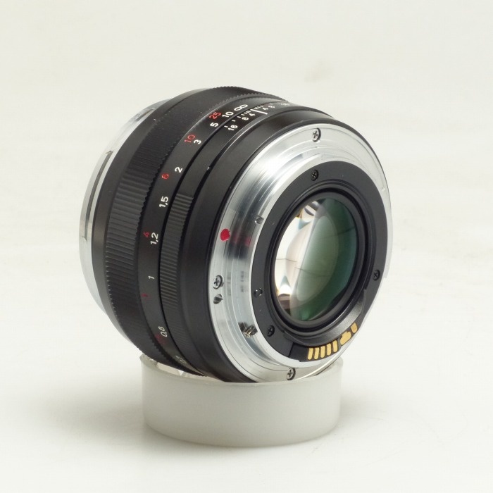 コシナ プラナー 50/1.4 ZE T*