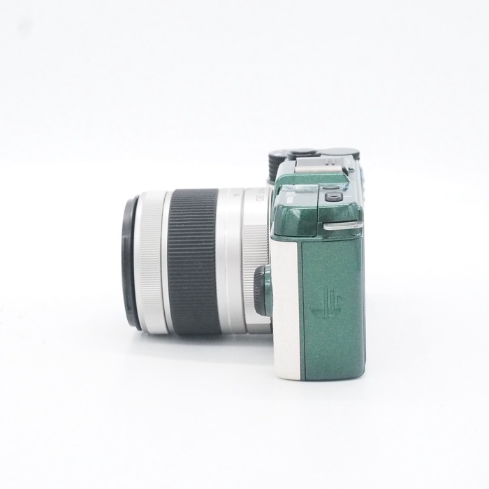 ペンタックス Q10 ズームキツト メタルグリーン/ホワイト 089