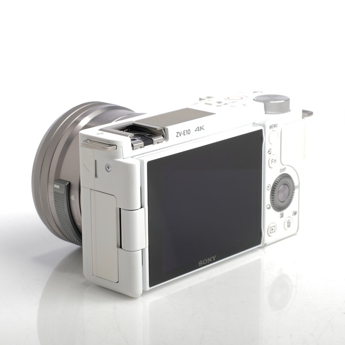 ソニー VLOGCAM ZV-E10L W