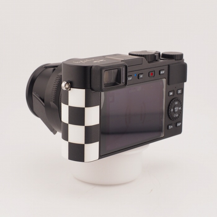 ライカ D-LUX7 Vans x Ray Barbee