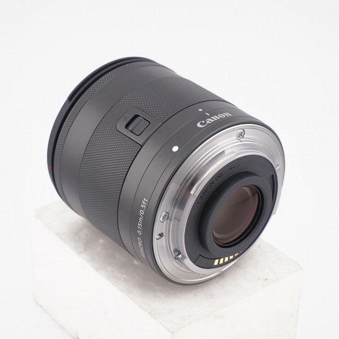 キヤノン EF-M11-22/4-5.6 IS STM