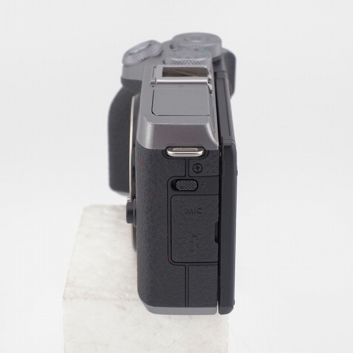 キヤノン EOS M6 MarkII