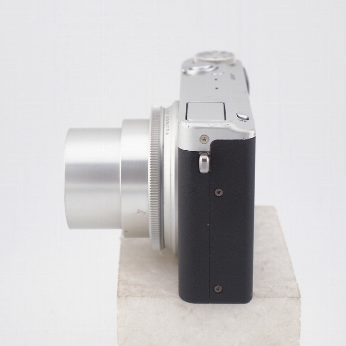 フジフイルム XQ2※現状品