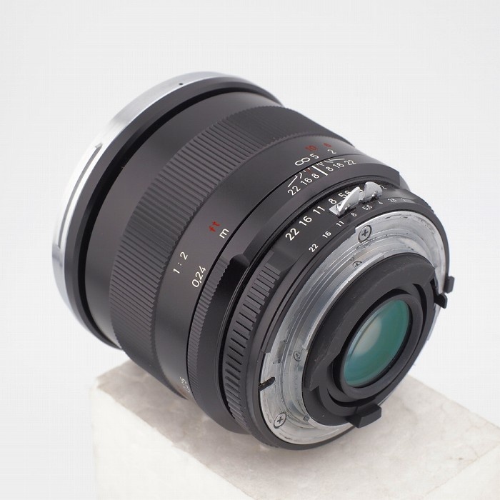 コシナ マクロプラナー50/2 ZF