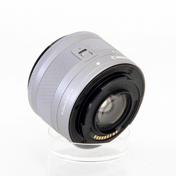 キヤノン EF-M15-45/F3.5-6.3 IS STM シルバー