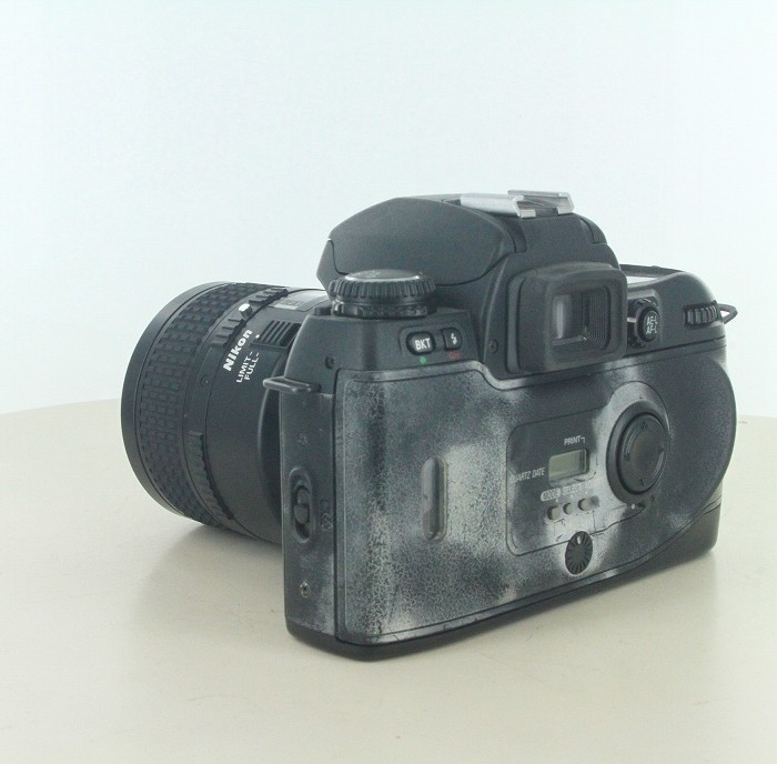 ニコン F80 + AF マイクロ 60/2.8D