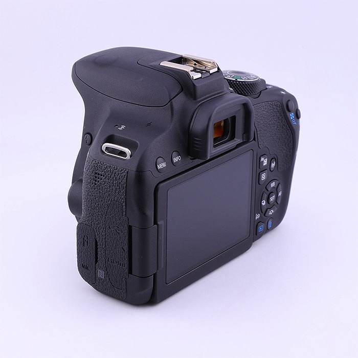 キヤノン EOS Kiss X9i