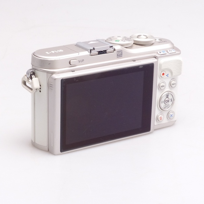 オリンパス E-PL10 ボデイ ホワイト