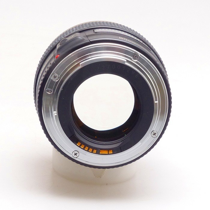 キヤノン EF85/F1.8 USM