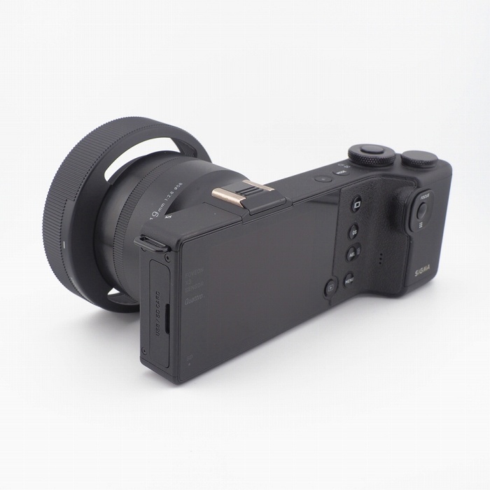 シグマ DP1 QUATTRO