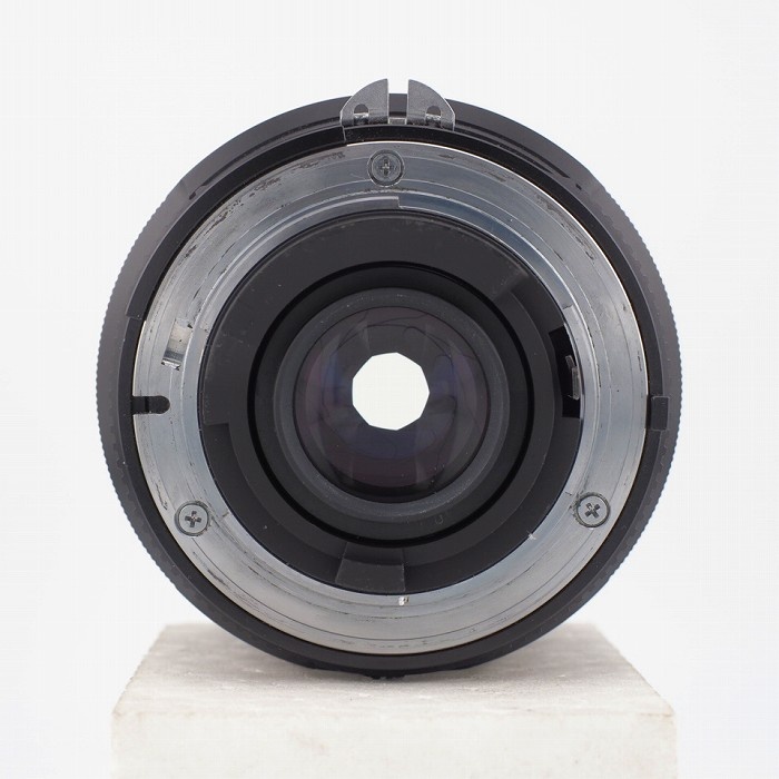 コシナ マクロプラナー50/2 ZF