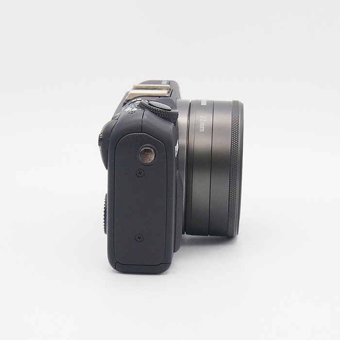 キヤノン EOS M2 トリプルレンズキット ブラック