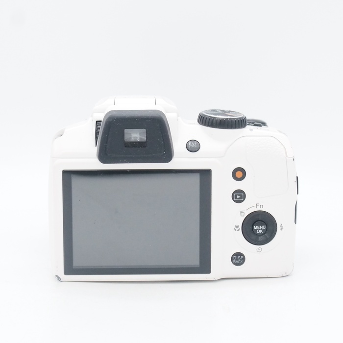 フジフイルム FinePix S8200 ホワイト