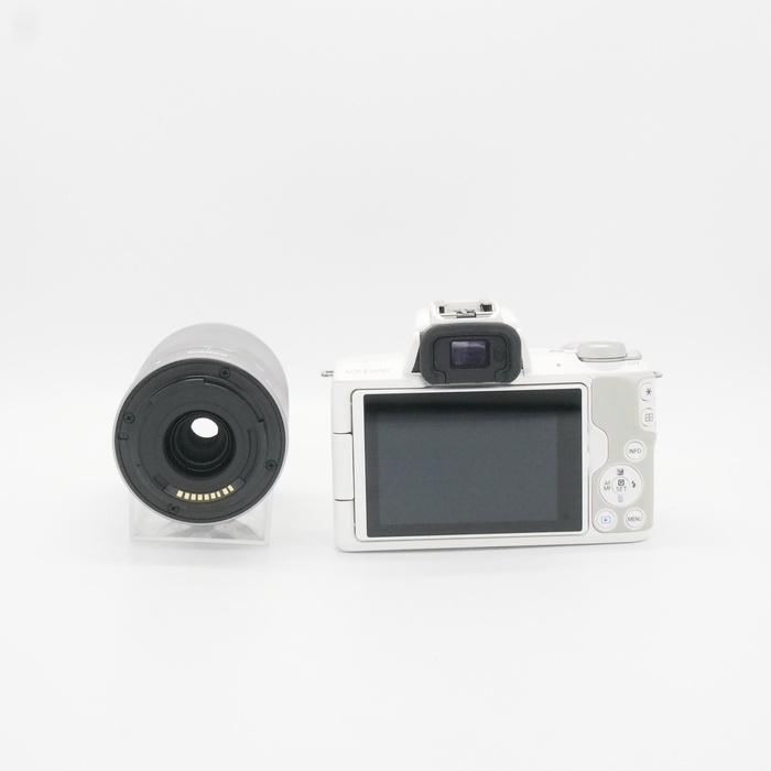 キヤノン EOS KISS M2 ダブルズームキツト ホワイト