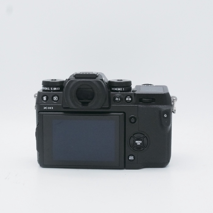 フジフイルム X-H1 ボデイ