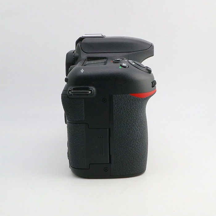 ニコン D7500 ボディ