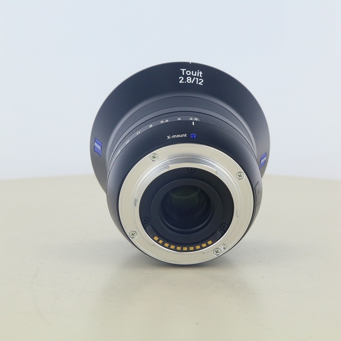 ツアイス Touit 12/2.8 Xマウント