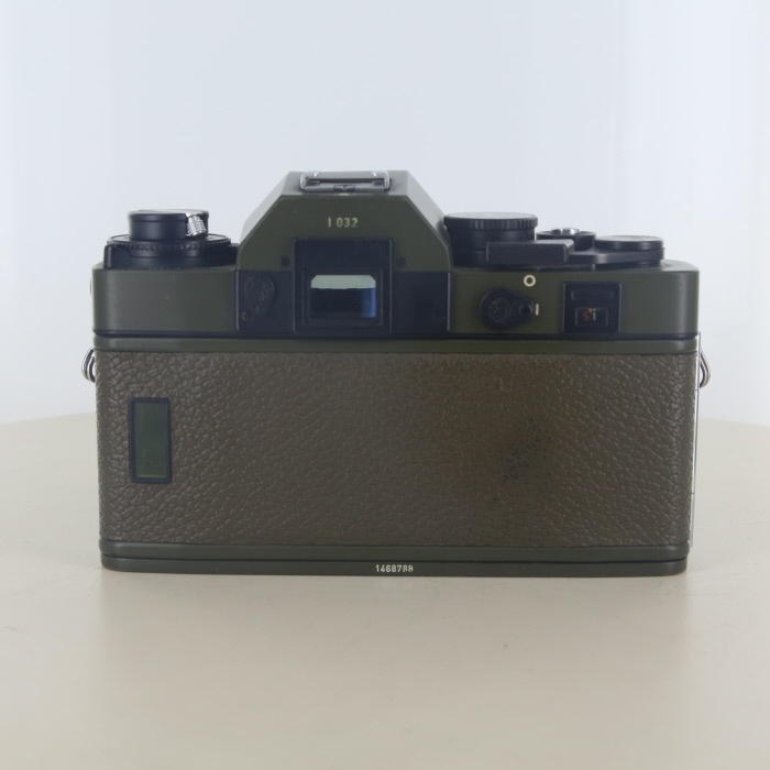 LEICA R R3 サファリ オリーブ + ズミルックス R 50/1.4 (3カム)