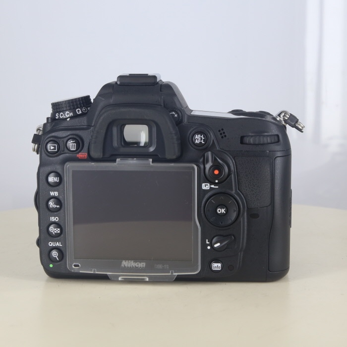 ニコン D7000
