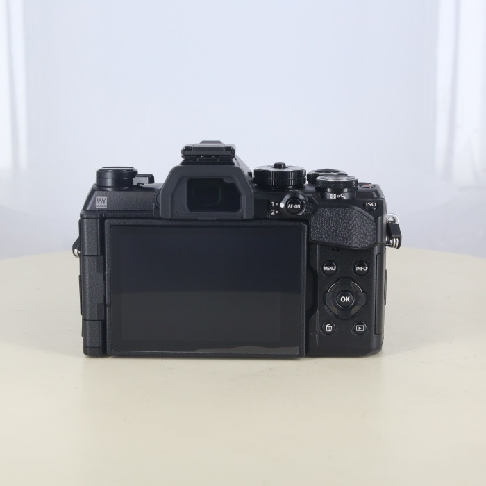 OM SYSTEM OM-5 MARKII 12-45/4.0 PRO レンズキツト ブラツク