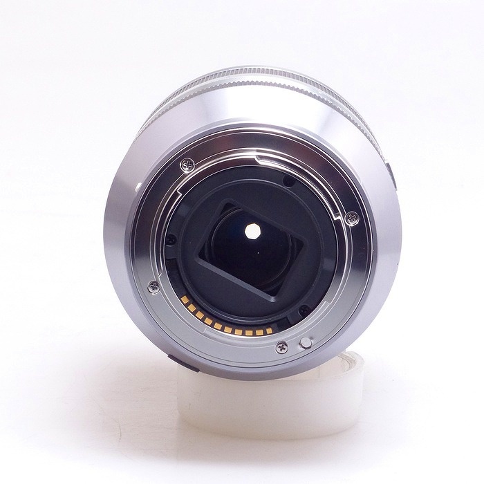 ソニー E18-200/F3.5-6.3 OSS