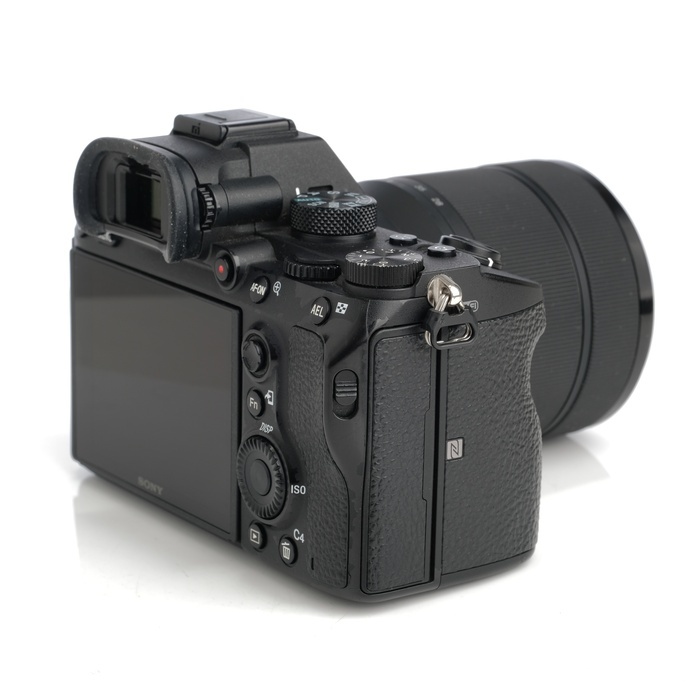 ソニー ILCE-7M3K アルフア7 III レンズキツト