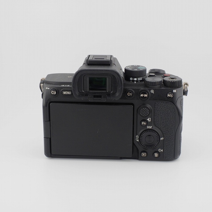 ソニー ILCE-7M4