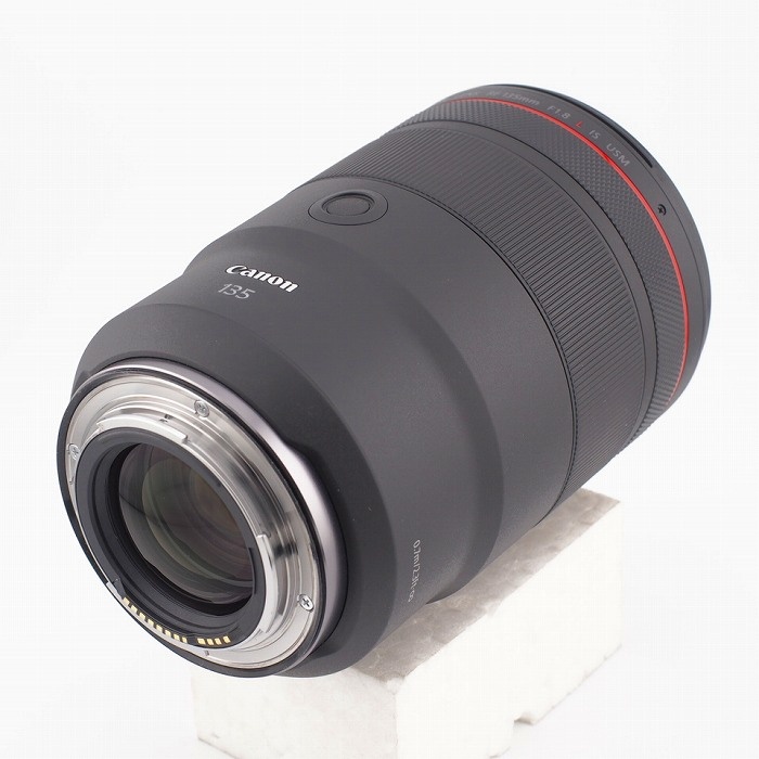 キヤノン RF135/1.8L IS USM