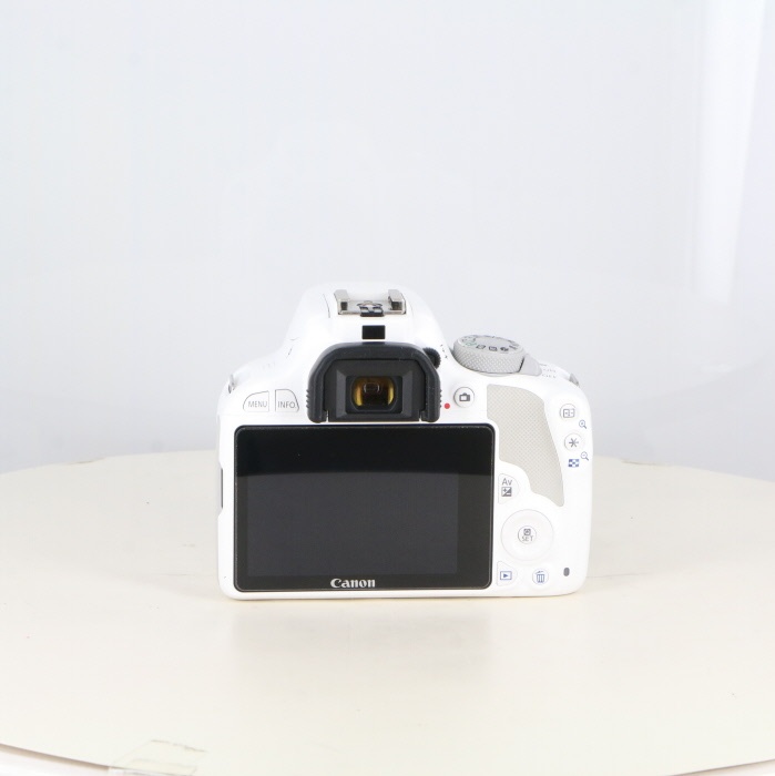 キヤノン EOS KISS X7 ボディ ホワイト