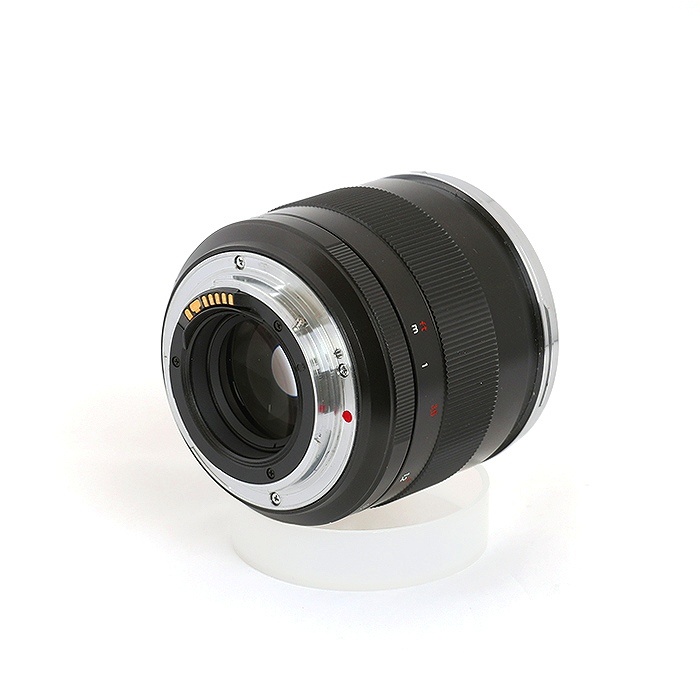 コシナ カールツアイス プラナー T* 85/1.4 ZE