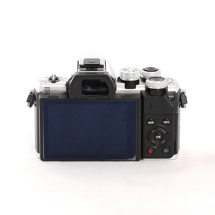オリンパス OM-D E-M10 MARKII ボディ シルバー
