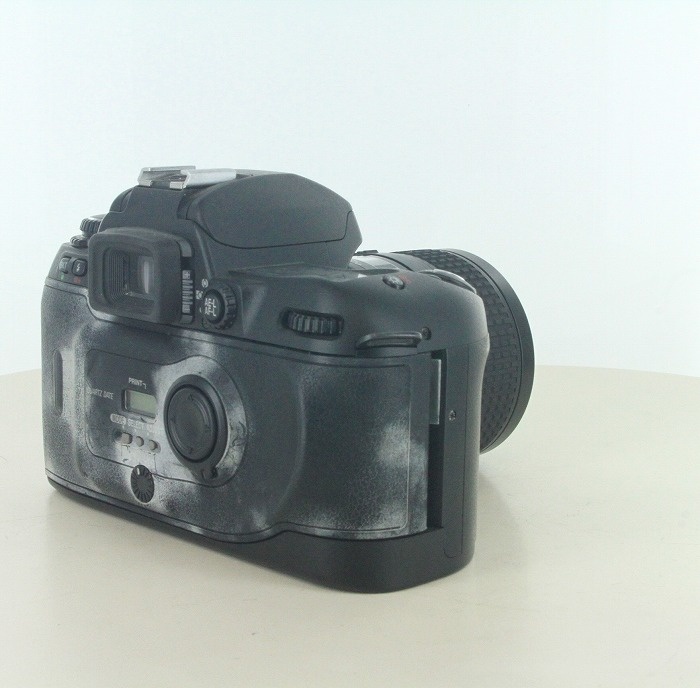 ニコン F80 + AF マイクロ 60/2.8D