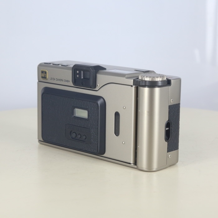 ライカ ミニルックス