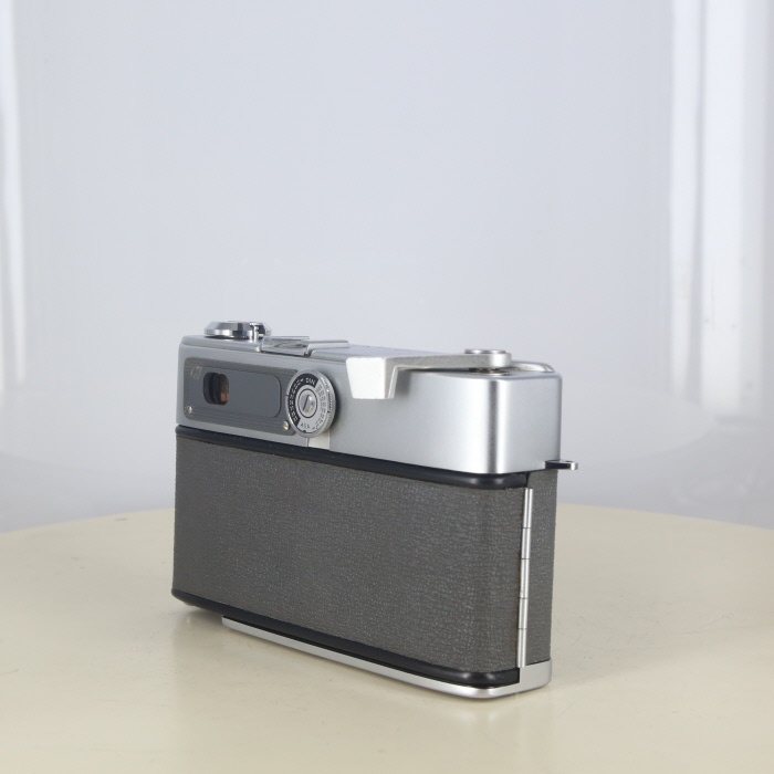 ミノルタ 初代HI-MATIC(ROKKOR-PF 45/2)