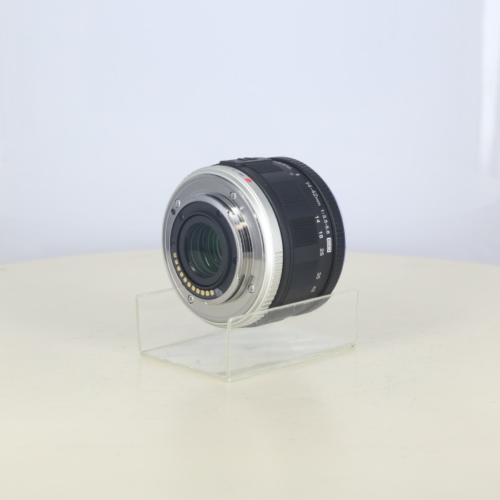 オリンパス M.ZUIKO DIGITAL ED14-42/3.5-5.6 ブラック