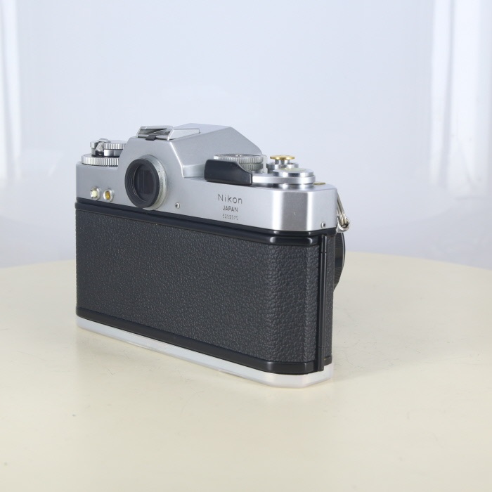 ニコン ニコマートEL シルバー+ニッコールSCオート50/1.4