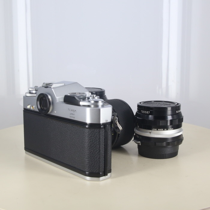 ニコン ニコマートEL+Auto43-86/3.5+Auto24/2.8+Auto28/3.5