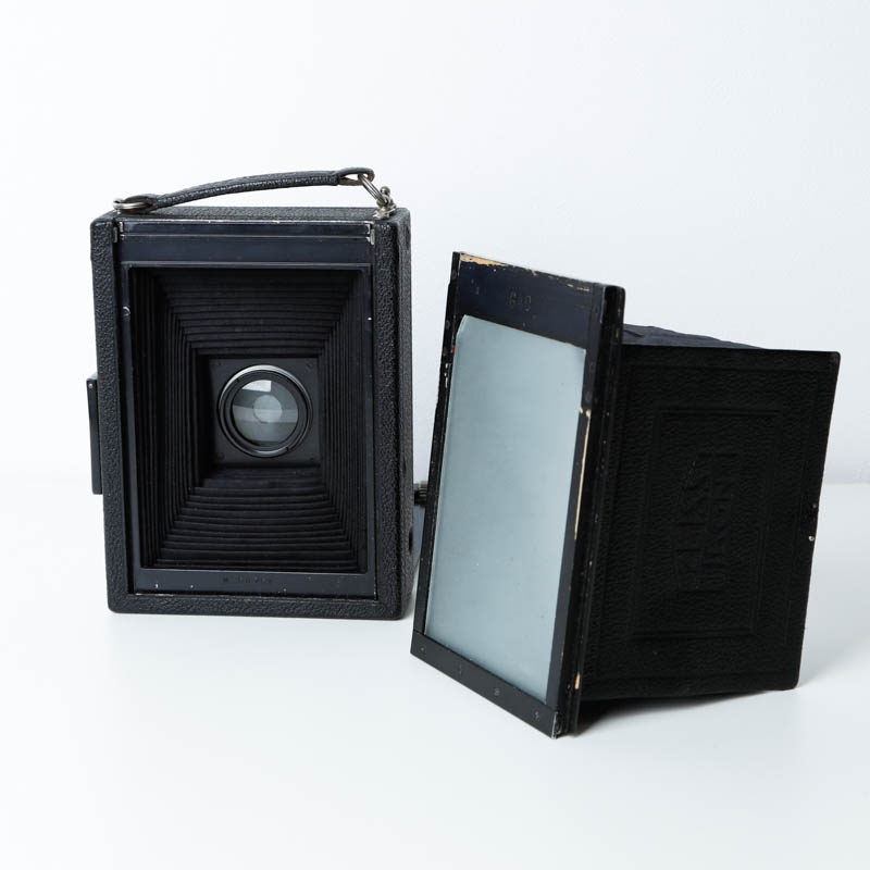 ツアイスイコン Ideal 9x12 with Tessar 4.5-13.5cm