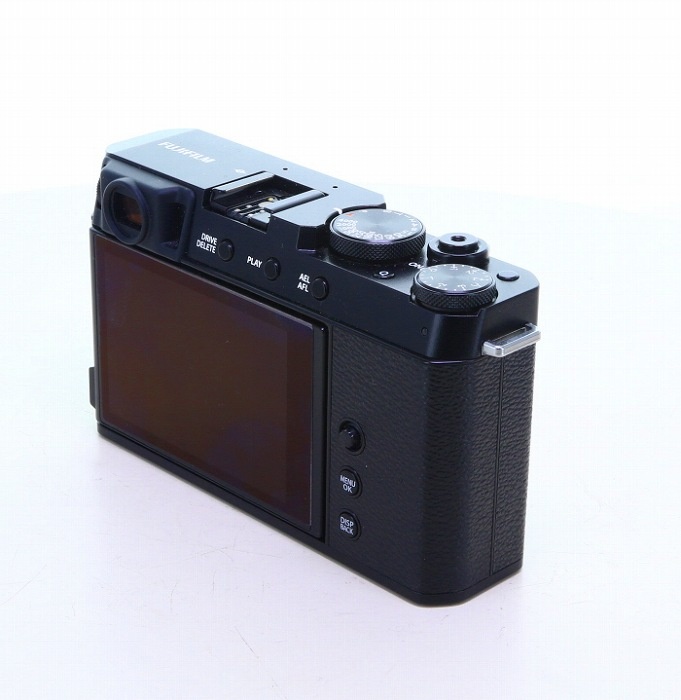 フジフイルム X-E4-B ボデイ