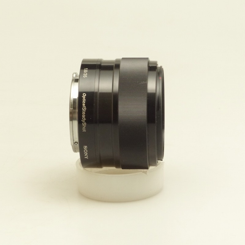 ソニー E35/F1.8 OSS