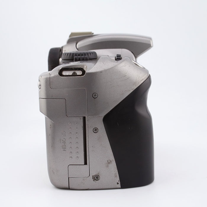 キヤノン EOS Kiss Digital